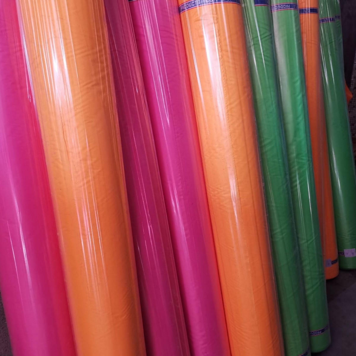 工艺伞 门幅173cm 宽幅涤塔夫成品染色 厂家供应