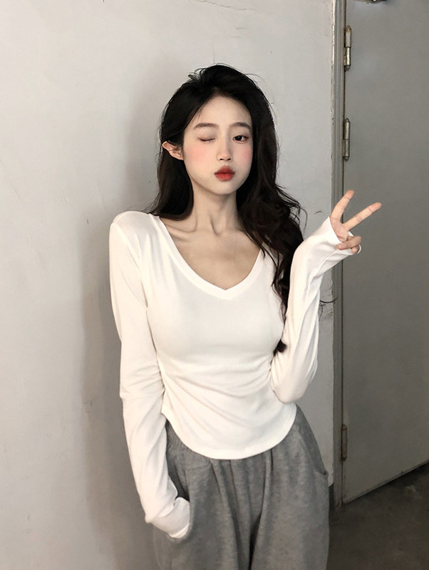 Pure Desire Style V-Neck Slim Long-Sleeve T-Shirt for Women, Autumn 2025 New Slim-Fit Trendy Student Top for Women