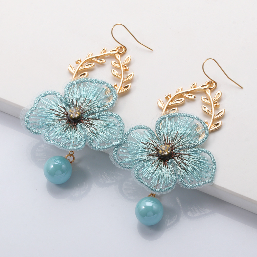 Bohemian Flower Mesh Petal Earrings Wholesale display picture 8