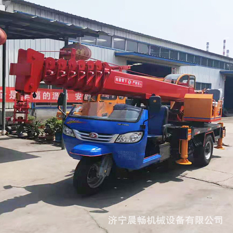 直营农用三轮吊车 3-8吨改装三轮随车吊 自制小型起重机吊车吊臂