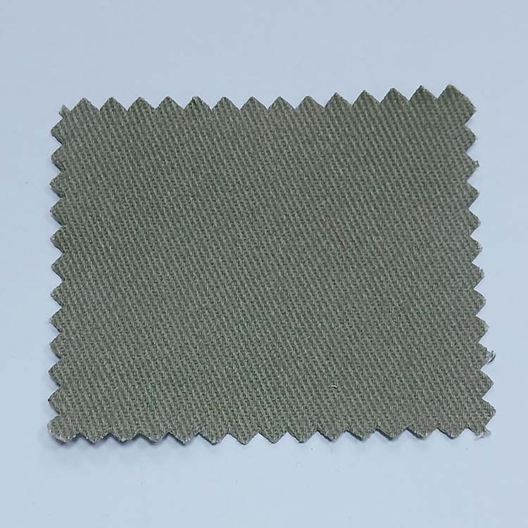 Precio de fábrica de tela de algodón tejido de color sólido suave tela de camisa 100% algodón cepillado impermeable