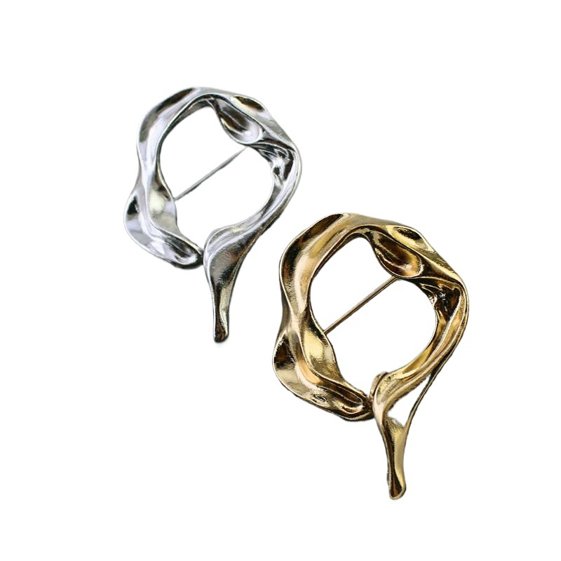 Bracciale a fiore oversize in smalto per donna, gioiello floreale_voghion.com