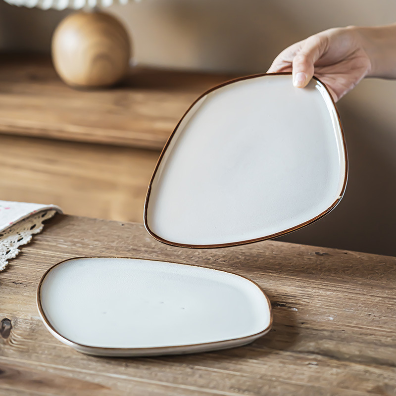 Simple y creativo plato de cerámica de forma especial plato de filete de desayuno plato de ensalada casero platos de platos retro