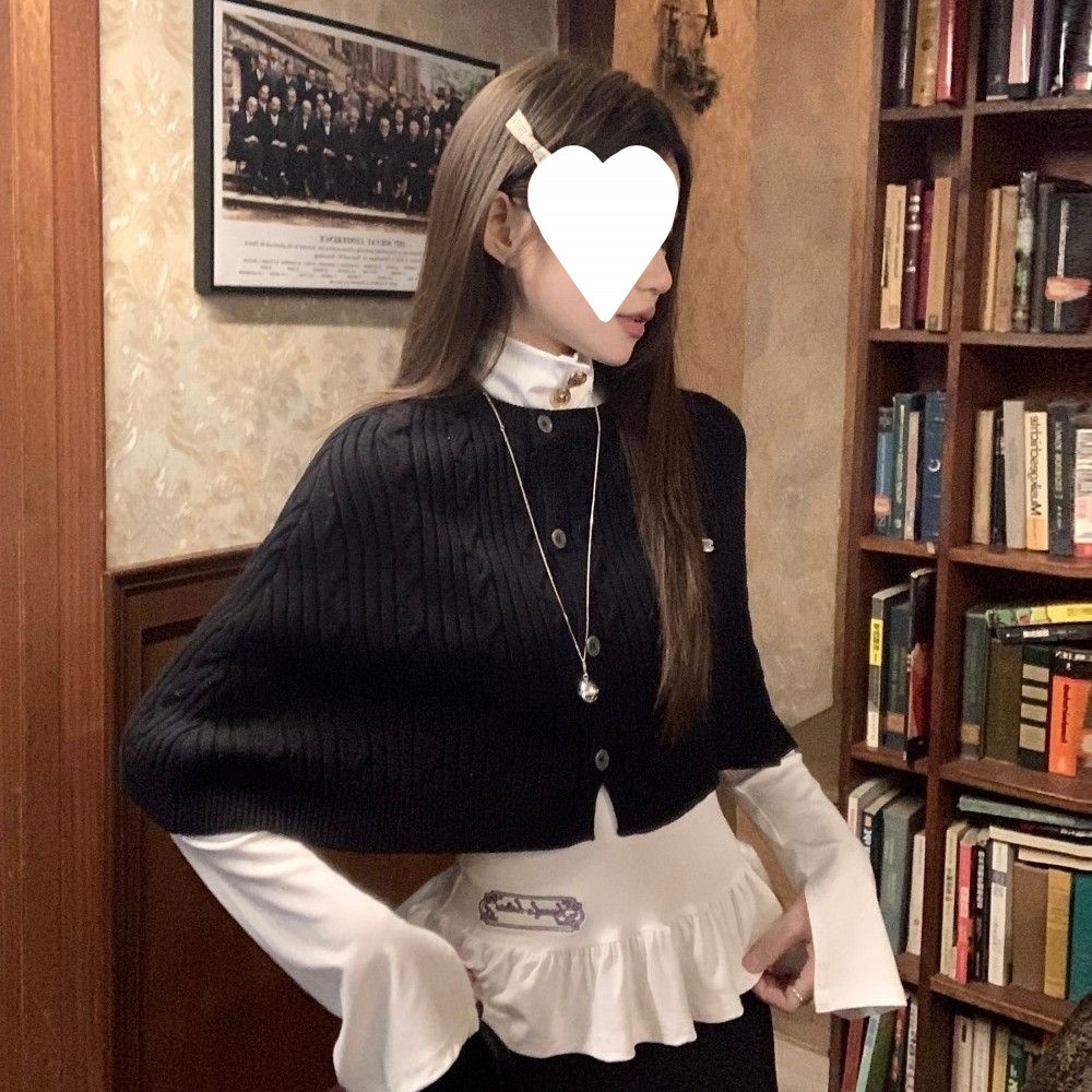 韩系简约麻花斗篷毛衣披肩女早秋季设计感高领打底上衣叠穿两件套