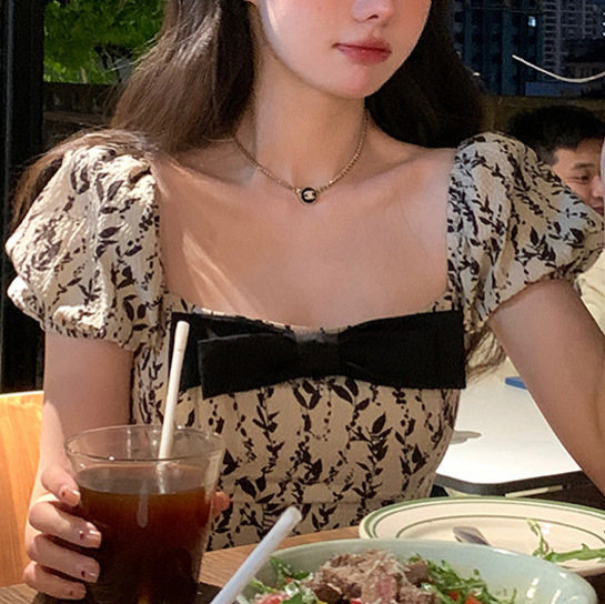 French Retro Square Collar Chanel Style Bow Shirt Women's Niche Design High-end Short Floral Top for Summer