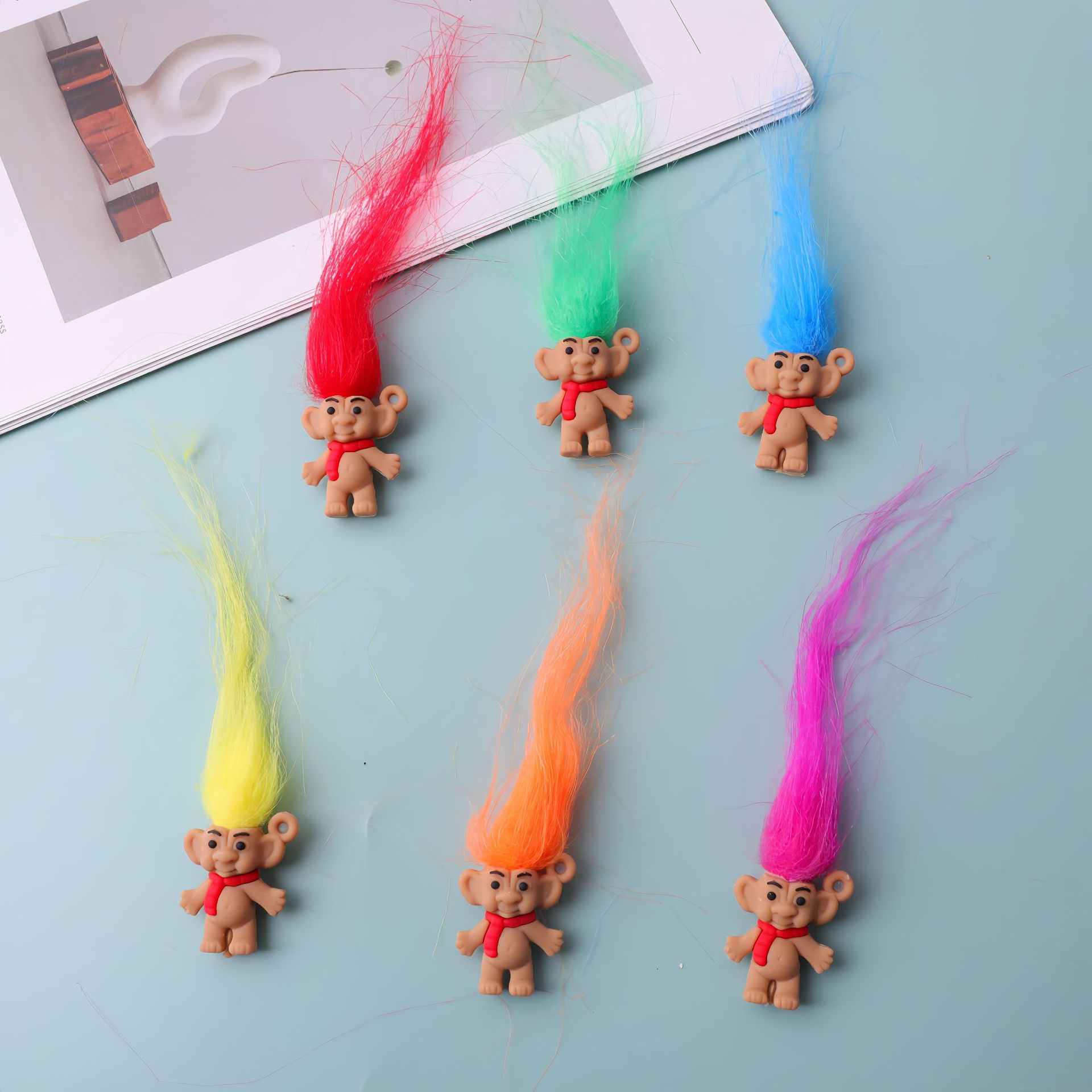Muñecas trolls elfos de cabello mini cabello largo clown muñecas creativas muñecas juguetes de huevos