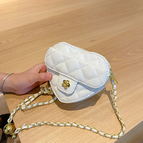New rhombus embroidery children's bag for summer, fashionable and versatile love chain bag ins girl's shoulder crossbody bag