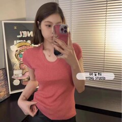 半袖の夏の韓国版の気質のu襟はやせています。