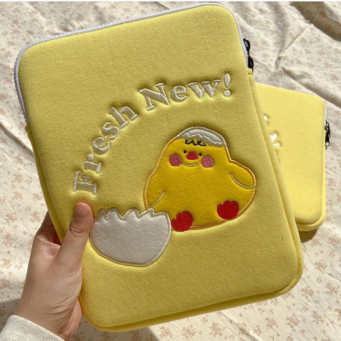 11-Inch Computer Sleeve Bag with Cute and Unique Design, 13-Inch Cartoon Cross-Border Protective Case, Chick Embroidered iPad Tablet Cover