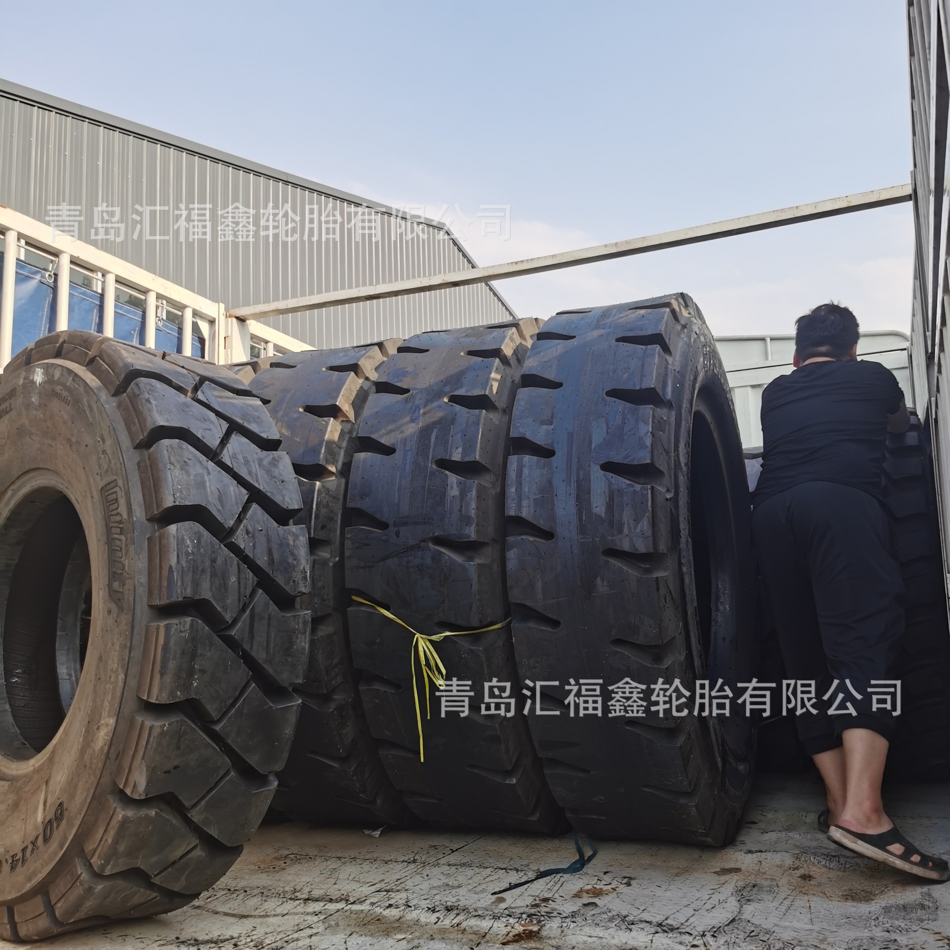 销售型号轮胎55*19.00-34 填充轮胎 55x19.00-34