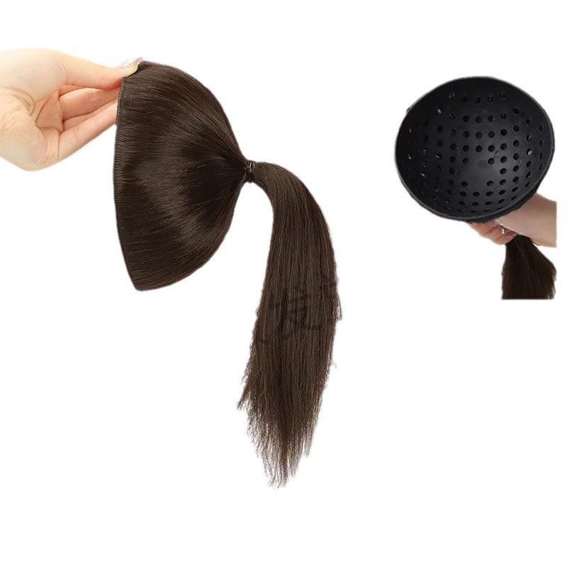 Peruca, almohadilla de piel de pomelo, cabello flojo, cráneo alto, redondeado, cabeza trasera, aumento del cabello, brotes de flores, bolas, estilo antiguo.