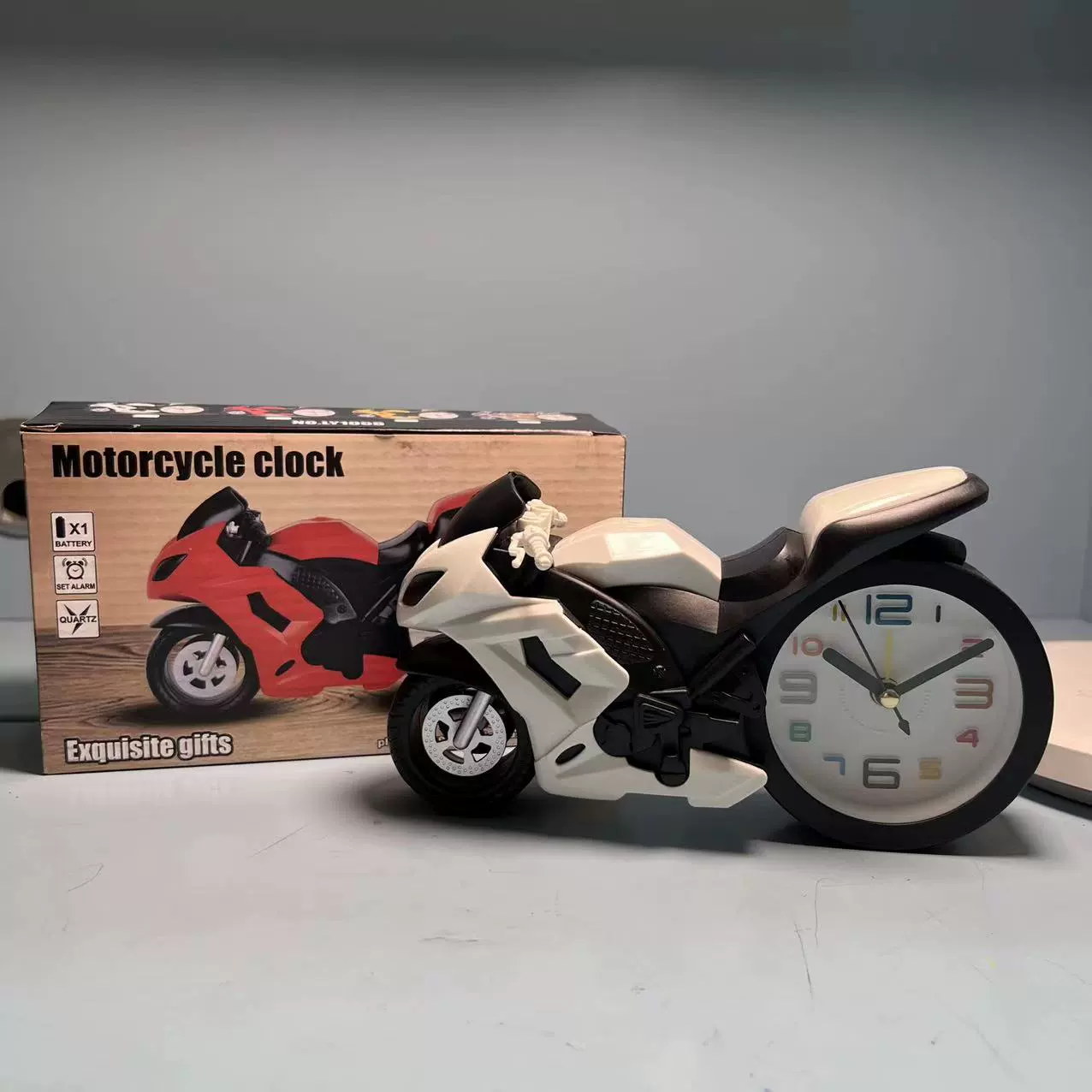 Оптовая Продажа с фабрики Творческий крутой гоночный Будильник мультфильм дети студент мальчик дом спальня прикроватные настольные часы