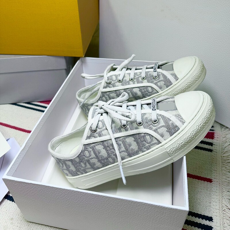 莆田D's Walk'n 刺繍厚底キャンバスシューズ レディース 老眼レター ハイライズスニーカー レースアップ ローカット カジュアル スポーツ|undefined