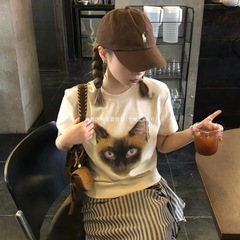 シャム猫プリントミルクティーカラー半袖ショルダーシャツ女性の夏痩身ホットガールウエストラウンドネックトップトレンディ