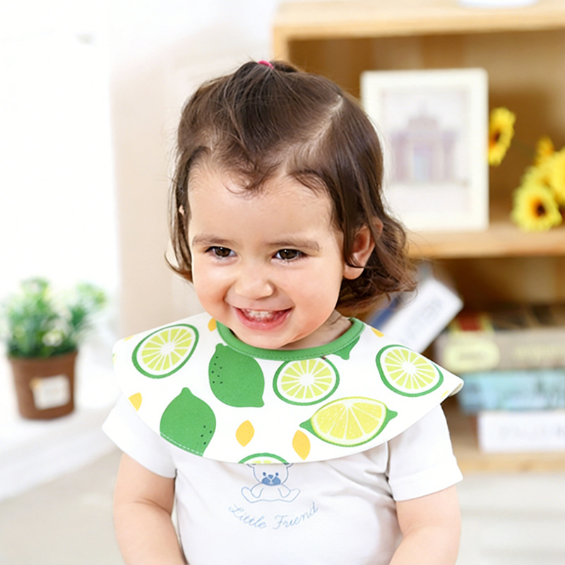 [가장자리가 눌린 단면 모델] 전체에 녹색 주황색이 인쇄되어 있습니다.