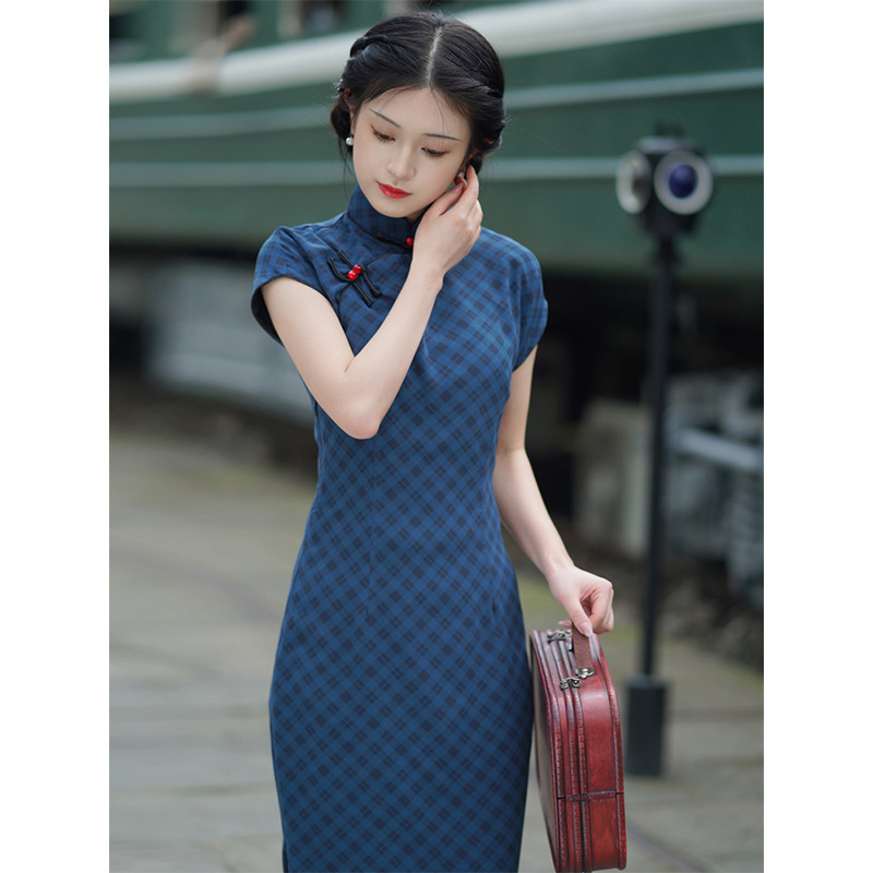 Blue Republic of China Long Georgette Ancient Cheongsam 2023 Summer New Traditional 1930 Daily with Shoulder Sleeves