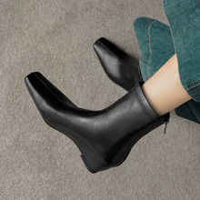 2025新款真皮方头显瘦显脚小坡跟靴子女短靴春秋季单靴短筒女靴