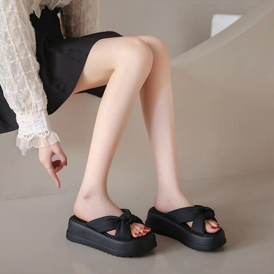 Thick-soled cross Roman sandals women's 2025 new summer all-match poop-feeling open-toe outdoor flat beach women's shoes