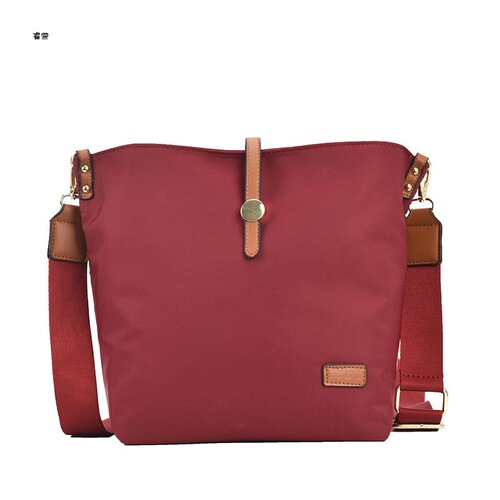 Korean style simple casual shoulder bag  new fashion crossbody bag nylon Oxford cloth lightweight bucket bag trendy