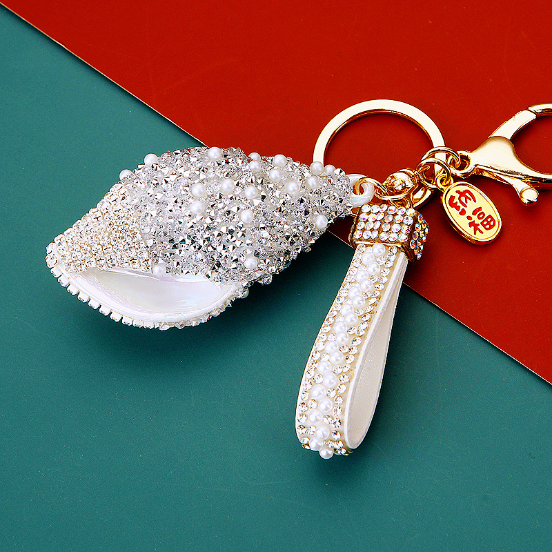 A659 Lucky Conch White Pearl
