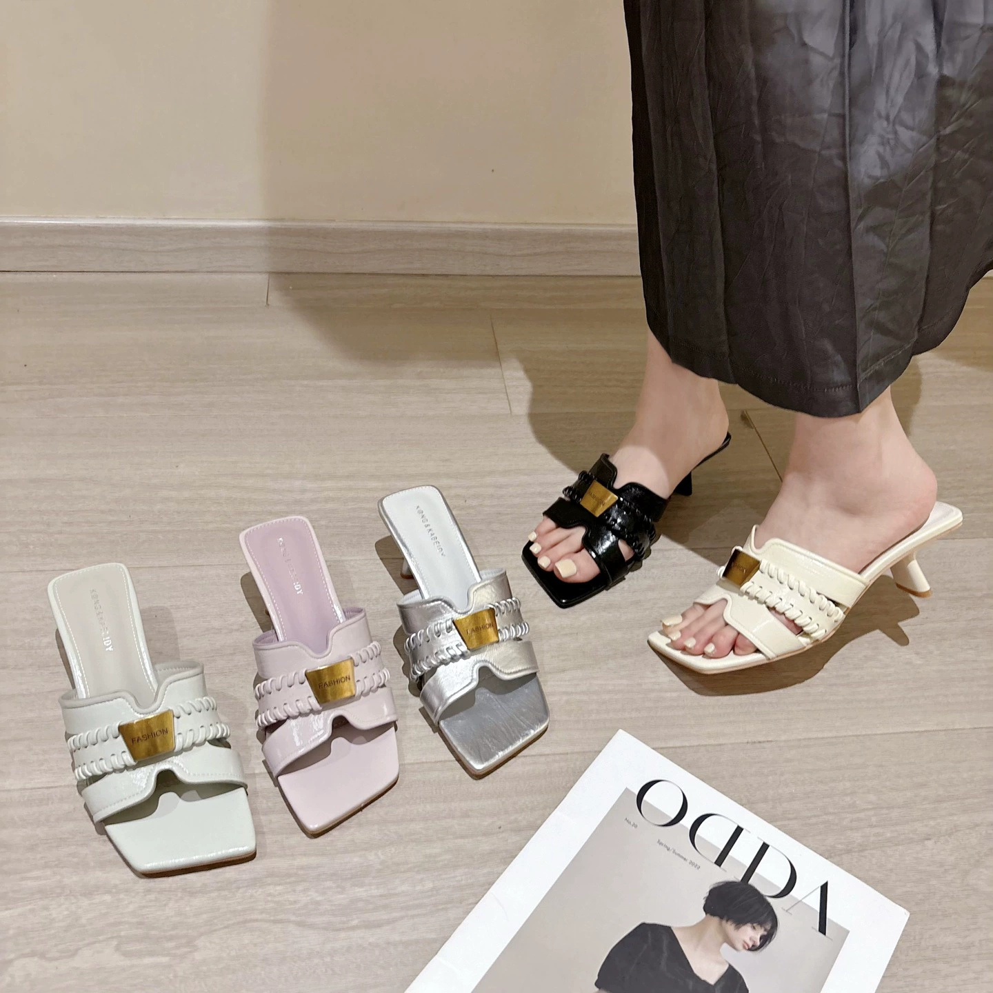 Xiao Xiangfeng носит тапочки женские 2025 новые летние туфли