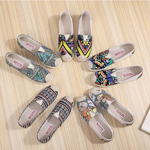 Beijing old cloth shoes women's non-slip soft-soled canvas shoes comfortable and casual slip-on daily household versatile shoes