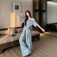 2025 新しい夏の韓国スタイルの斜め襟オフショルダーデザインウエスト痩身半袖トップスとスリムワイドパンツ女性のツーピースセット