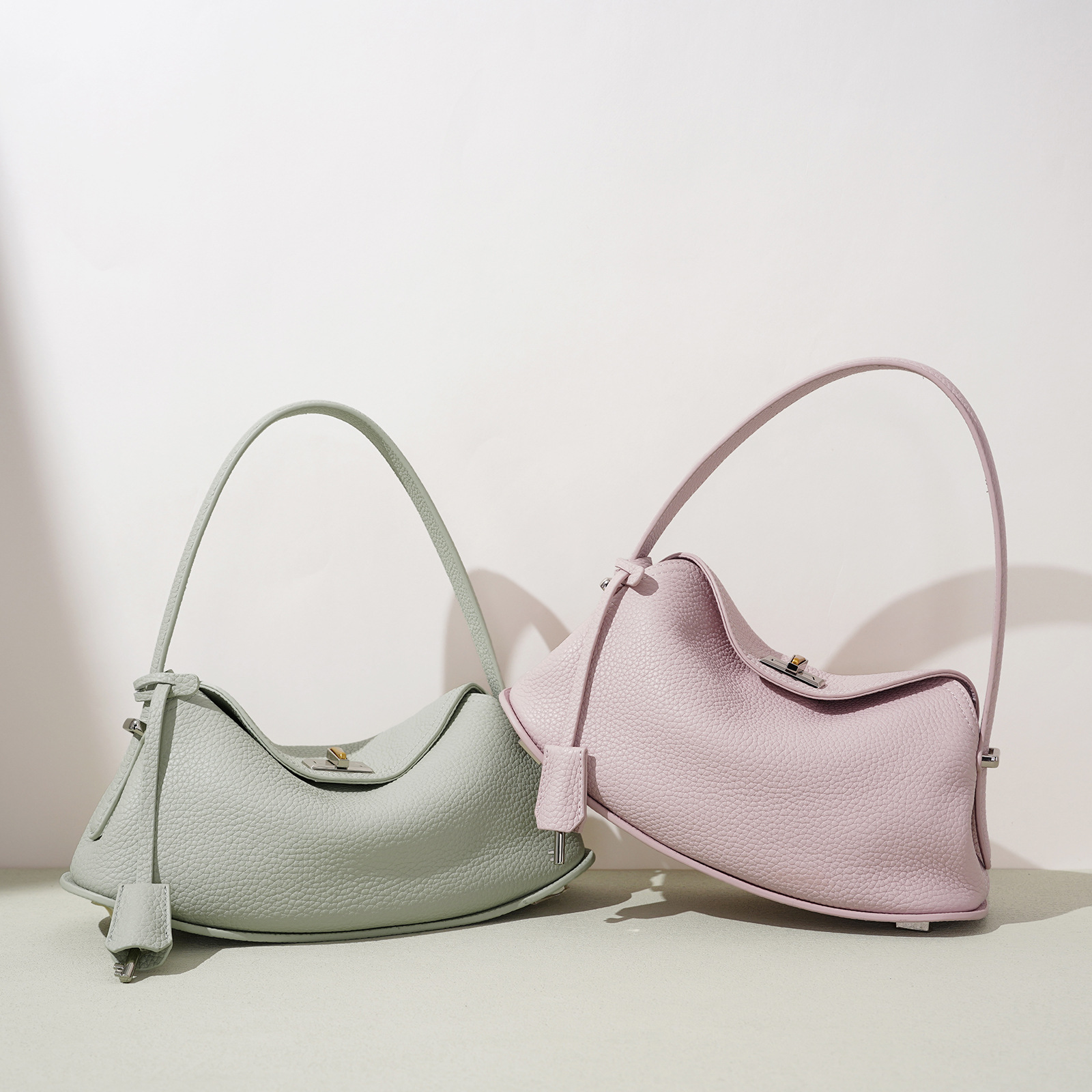 2026 Spring Collection Top Grain Cowhide Fashion Single Shoulder Women's Bag Simple Niche Handbag Genuine Leather Luxury Crossbody Bag - Thumbnail 2
