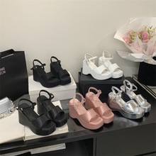 2025�ļ�С���������¸����߸�Ьһ�֎���ˮ̨Ů��׶ȼ��ɸ��Ь