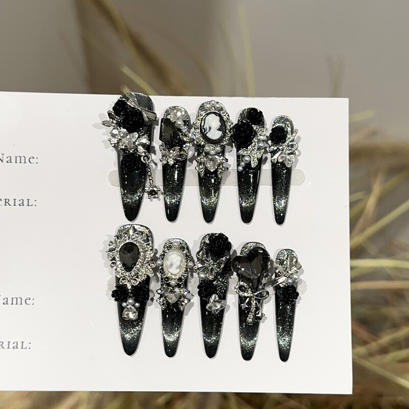 Purely Handmade High-End Dark Style Silver Cat-Eye Long Nail Tips, European and American Heavy-Duty Fake Nail Stickers Purely Handmade High-End Dark Style Silver Cat-Eye Long Nail Tips, European and American Heavy-Duty Fake Nail Stickers