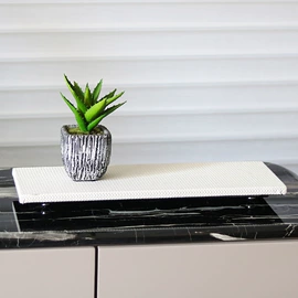 金属工艺品;树脂工艺品;水晶工艺品