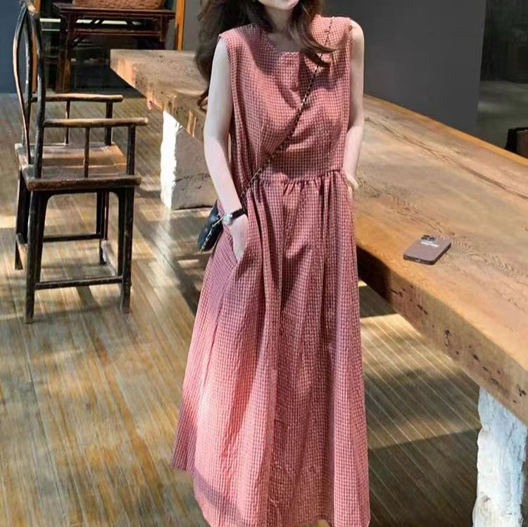 Big comfortable refreshing breathable sleevless dress sleevless