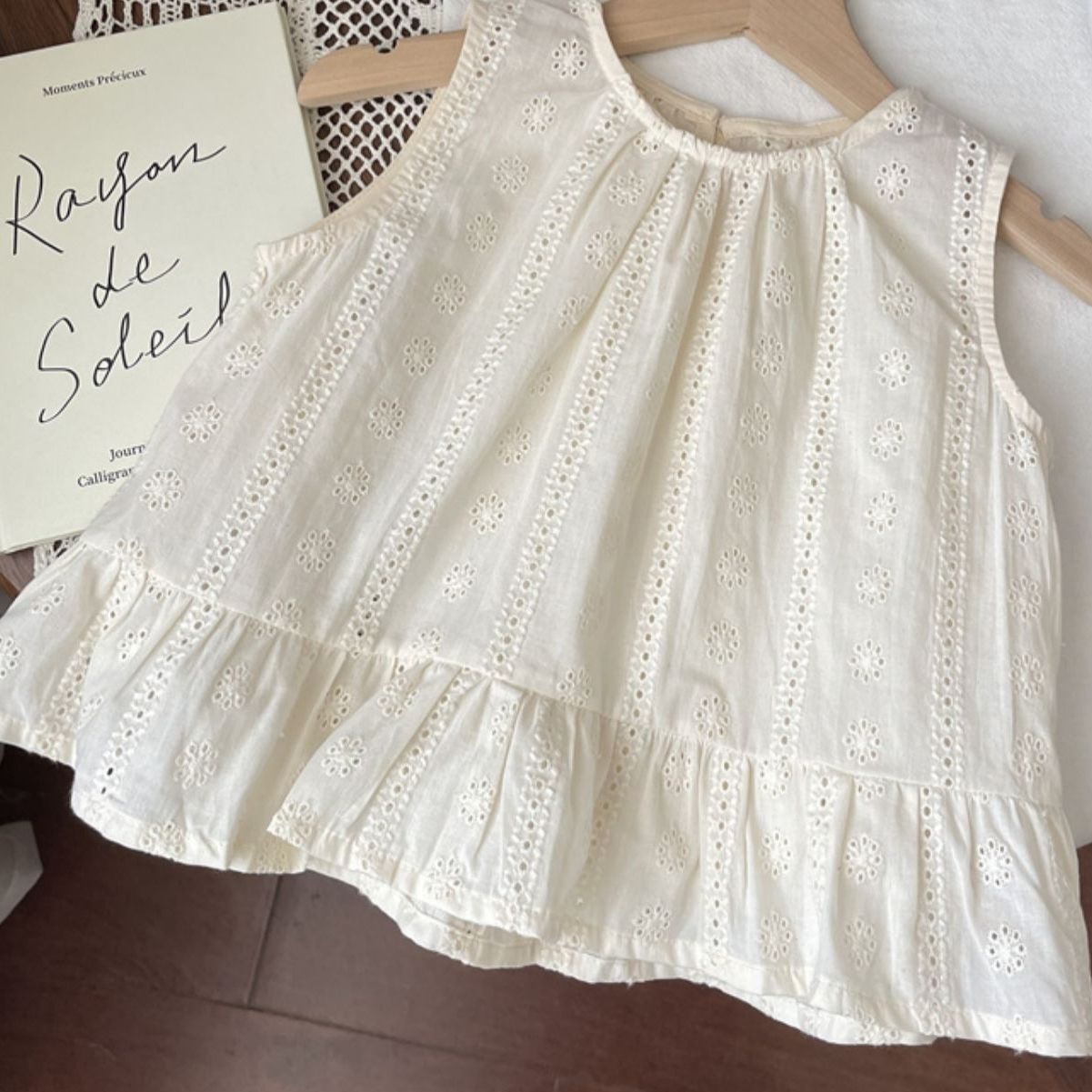 Mori Girl Style Children's Clothing, Floral Hollow-Out Sleeveless Vest, Baby Shirt, Korean Style