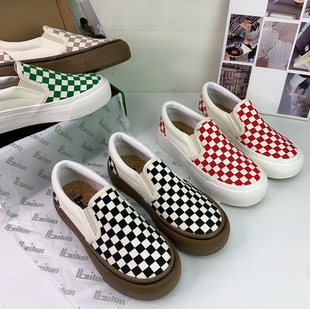 Thick-Soled Black and White Checkerboard Plaid Shoes for Women 2025 New Slip-On Cork Canvas Shoes Trbottomy Versatile Retro Sneakers