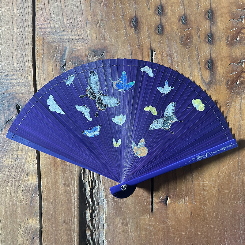 Grúa de estilo chino completo ventilador de bambú talla hueco estilo antiguo ventilador al por mayor han Ropa danza ventilador de mano grúa regalo ventilador