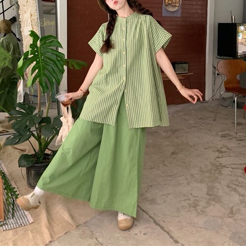 Japanese mint mambo suit for women's summer 2026 new style short-sleeved striped shirt, high waist and wide leg culottes, two-piece set