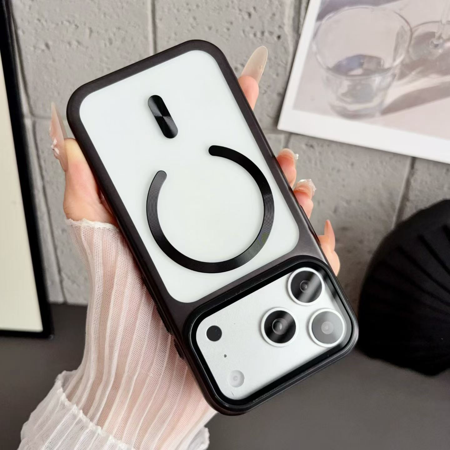 Funda Magnética con Soporte para iPhone 18 Pro de PC Anti-caídas