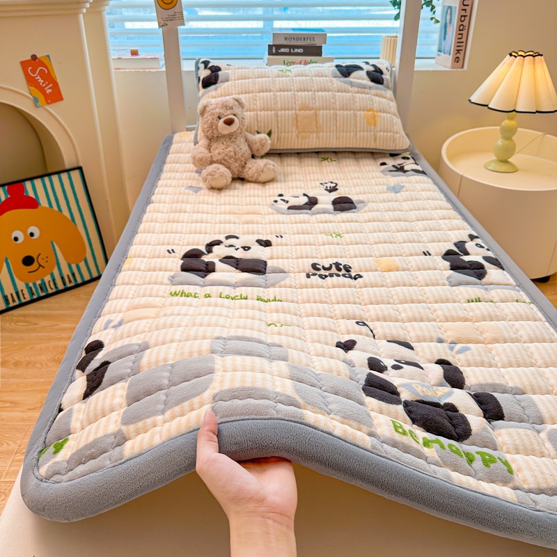 Autumn and Winter Fleece-Lined Milk Velvet Bed Pad Mattress Student Dormitory Thickeneded Warm Bed Cover Mattress Soft Cushion Autumn and Winter Fleece-Lined Milk Velvet Bed Pad Mattress Student Dormitory Thickeneded Warm Bed Cover Mattress Soft Cushion