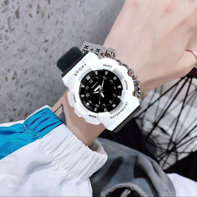 Basketball Watch for Boys and Girls, Primary and Secondary School Students, Sports and Leisure Analog Quartz Watch Wholesale Large Dial Luminous Basketball Watch for Boys and Girls, Primary and Secondary School Students, Sports and Leisure Analog Quartz Watch Wholesale Large Dial Luminous