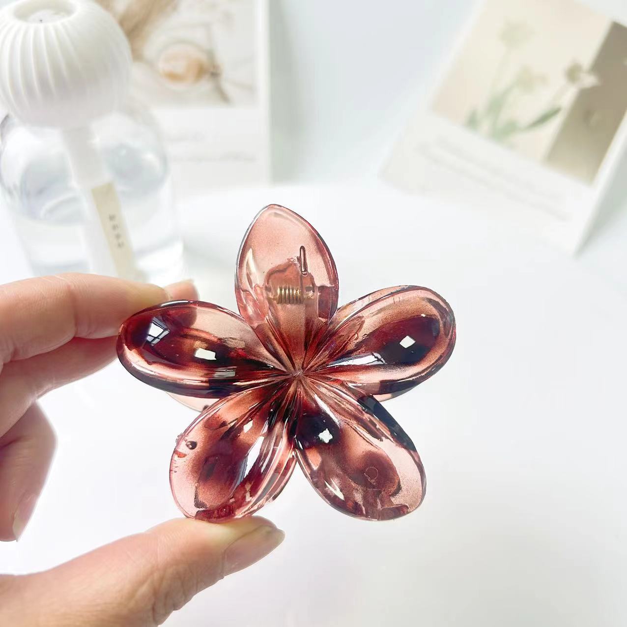 투명한 알몸 분말 거북이 껍질