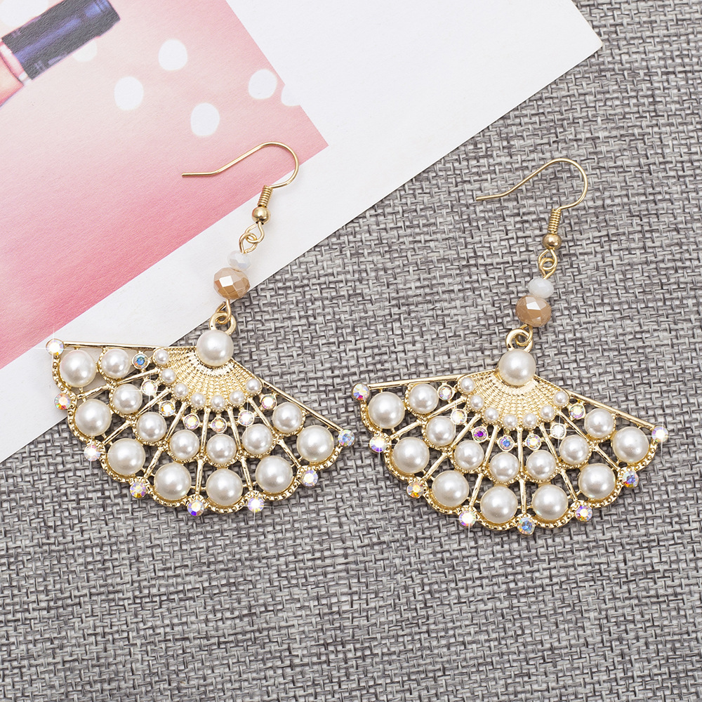 1 Pair Casual Ethnic Style Sector Hollow Out Inlay Alloy Artificial Pearls Rhinestones Drop Earrings display picture 5