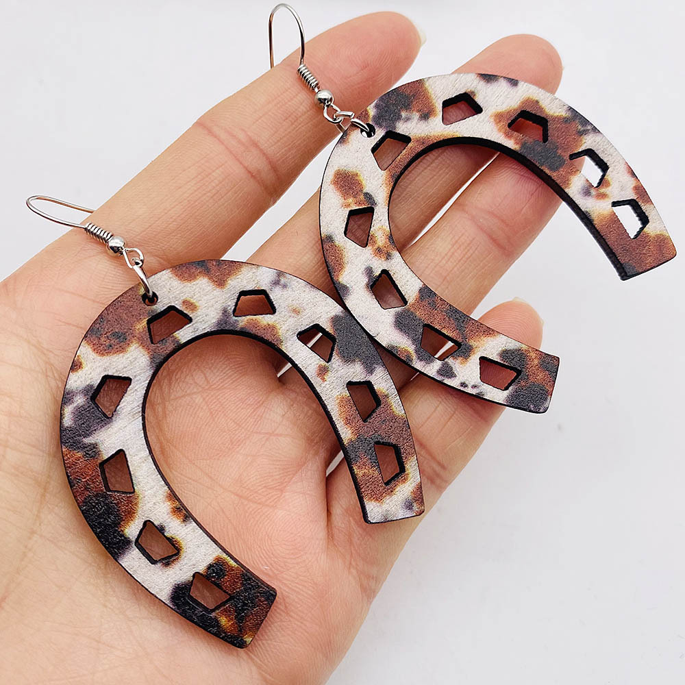 1 Pair Ethnic Style Cow Pattern Leopard Wood Women's Drop Earrings display picture 3