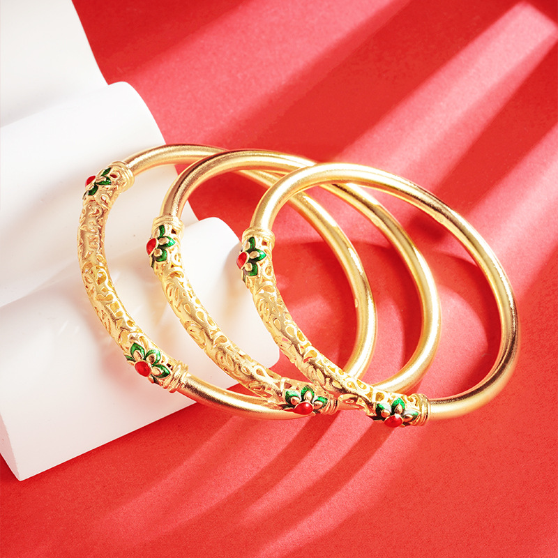 Brazalete de estilo antiguo de oro vietnamita goteo de loto hueco figura de flor de rosa femenina auspiciosa retrógrada de la marea nacional en vivo explosión