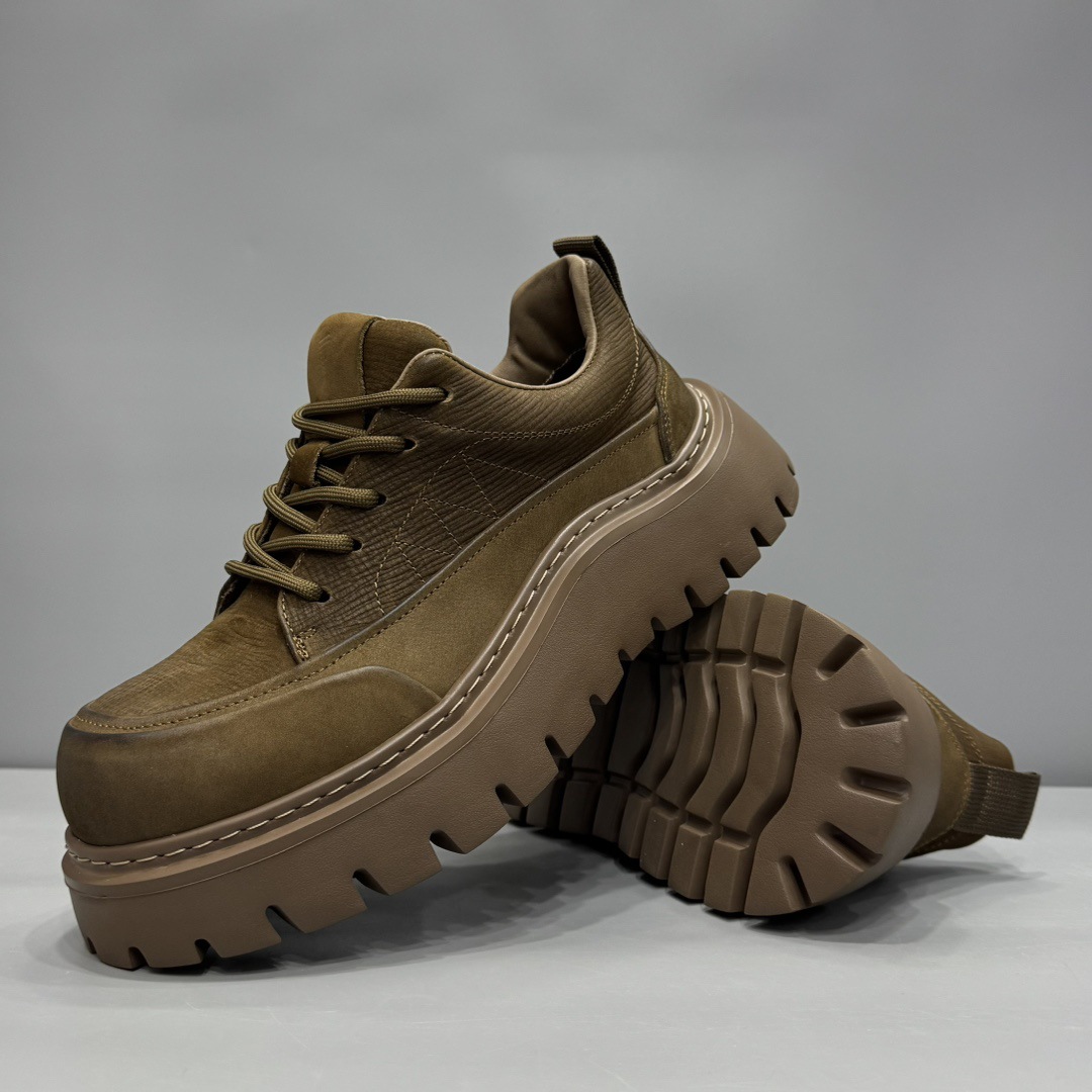 2025 New First-Layer Cowhide Thick-Soled Height-Increasing Soft-Soled Sneakers Men's Casual Shoes Versatile British Style High-End Small Leather Shoes