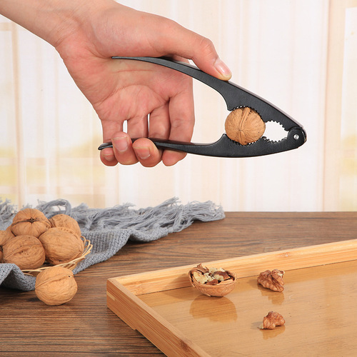 Household chestnut sheller tool multifunctional walnut nut opening tool small hazelnut pliers pecan clamp
