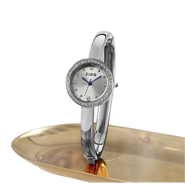Four-leaf Clover Bracelet Round, Exquisite, Fashionable Bracelet-style Women's Quartz Watch, E-commerce Wholesale, Live_voghion.com