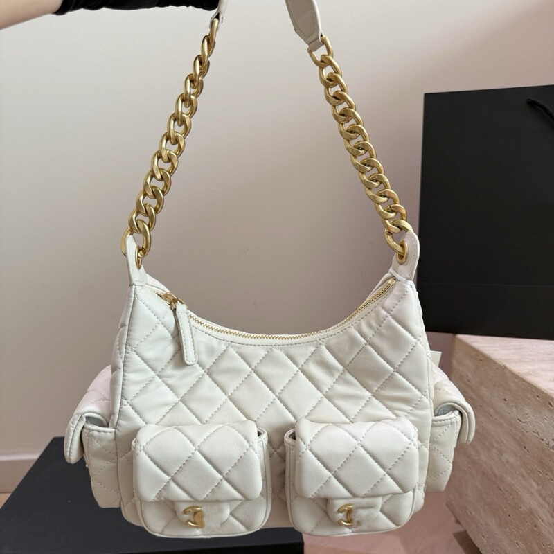 Multi-Pocket Niche Design High-End Quilted Underarm Bag Fashion Chain Chanel-Style Shoulder Crossbody Bag Commuter Trend Multi-Pocket Niche Design High-End Quilted Underarm Bag Fashion Chain Chanel-Style Shoulder Crossbody Bag Commuter Trend