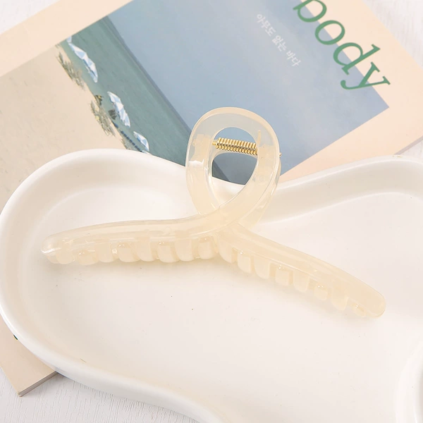 Jelly off-white color about 13cm