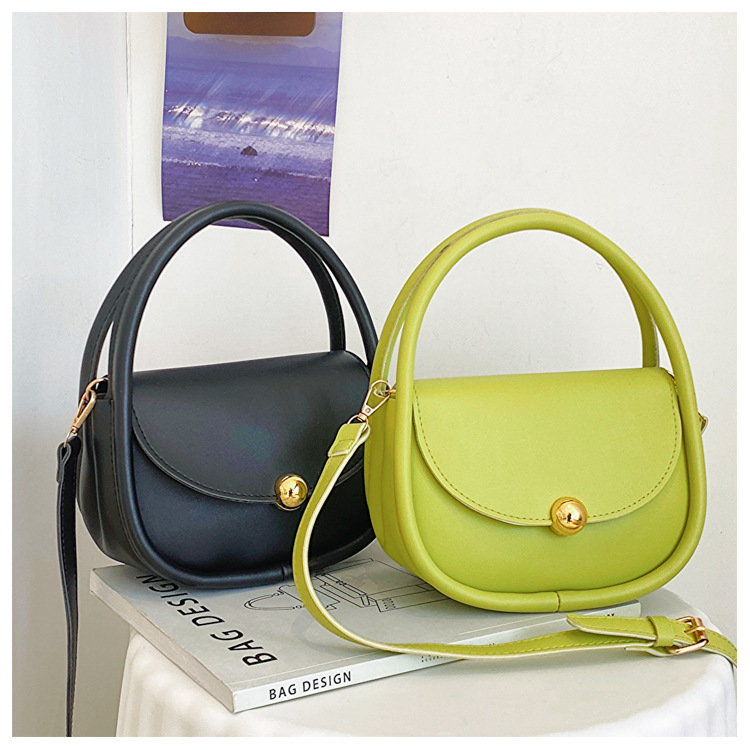 Women's All Seasons Pu Leather Cute Handbag display picture 3