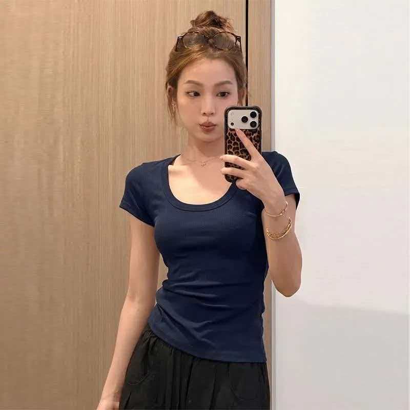 2026 Summer American Retro Style U-Neck Yellow Short-Sleeve T-Shirt for Women, Slim Fit, Waist-Cinching, Hot Girl Short Top 2026 Summer American Retro Style U-Neck Yellow Short-Sleeve T-Shirt for Women, Slim Fit, Waist-Cinching, Hot Girl Short Top